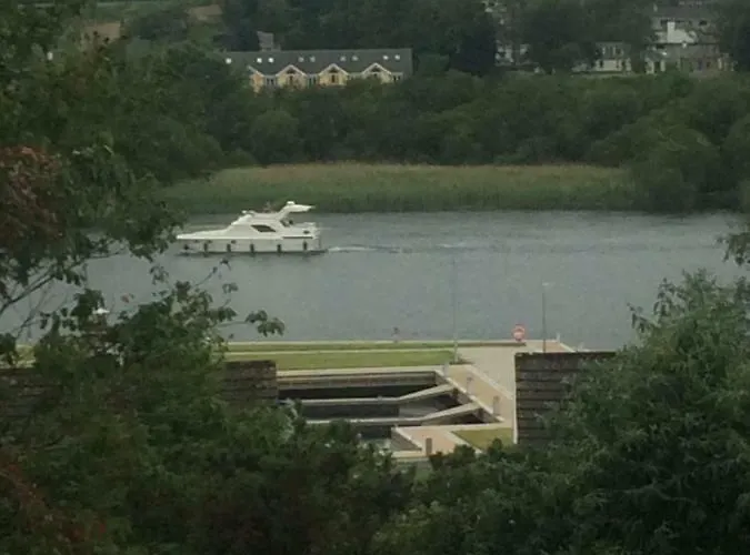 Skylark Habitación en casa particular